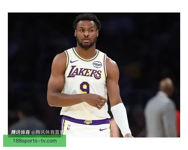 湖人队召回巴夫金与蒂耶罗加强中锋位置深度补充